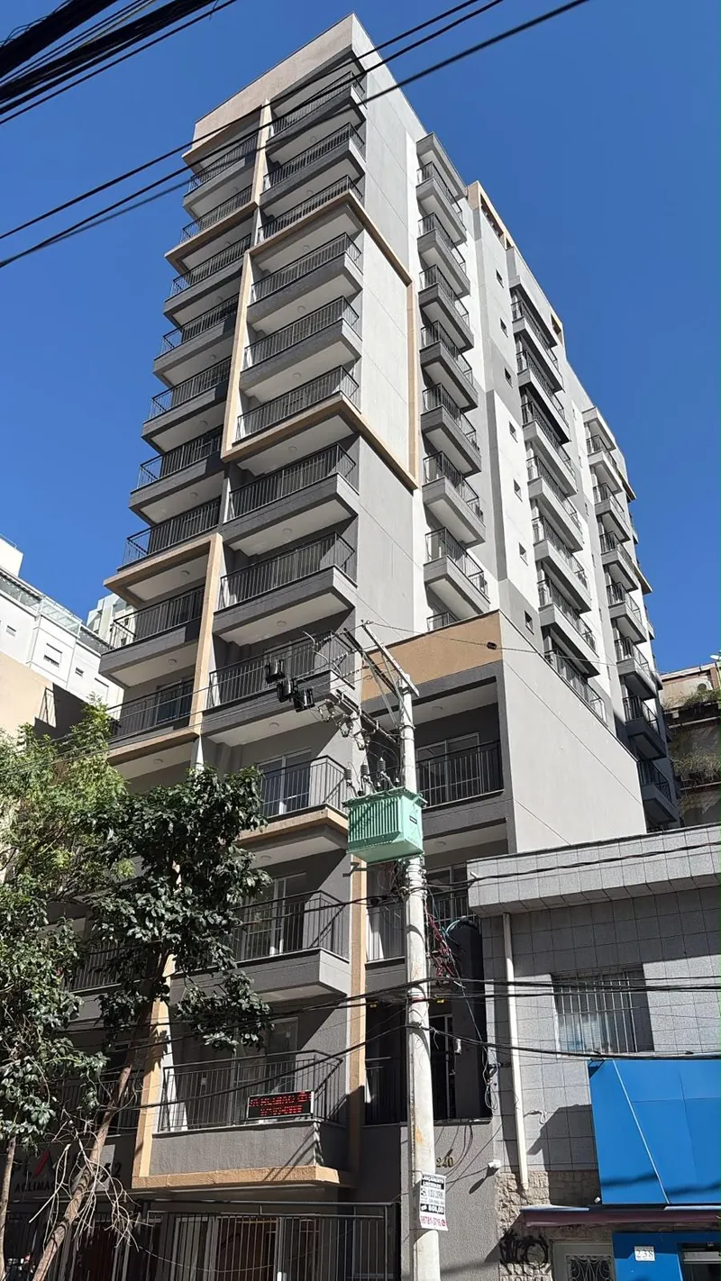 Fachada de empreendimento novo entregue na Aclimação